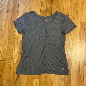 Gap tee